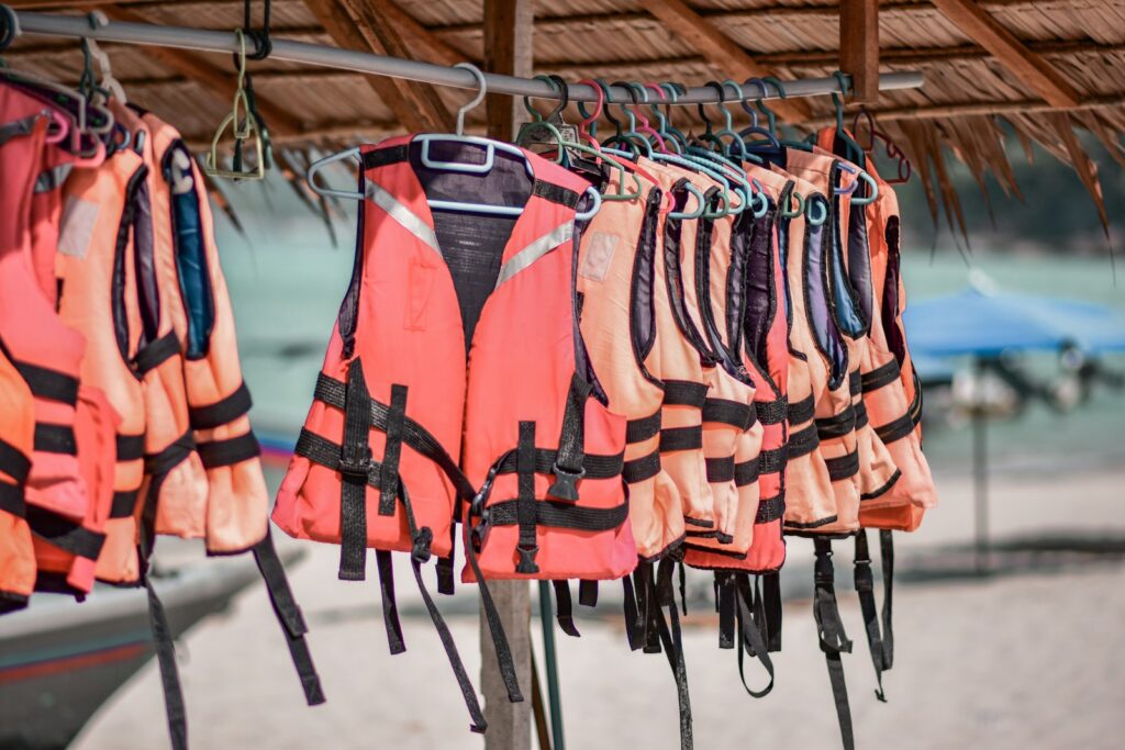Komodo Snorkeling Currents and Safety: Per-Spot Grades and Real Protocols