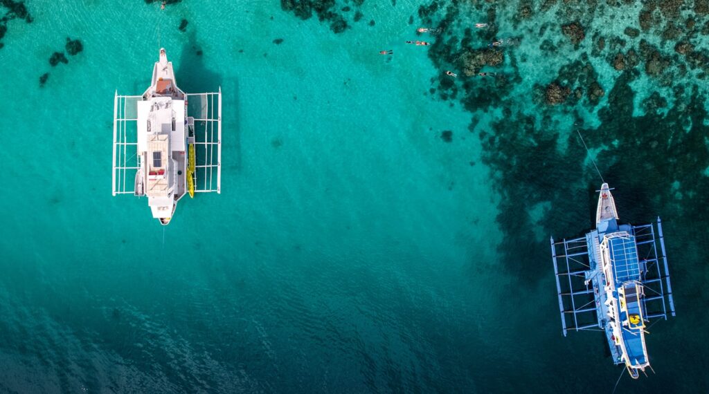 Do You Need a Wetsuit for Komodo Snorkeling? By Month and Site